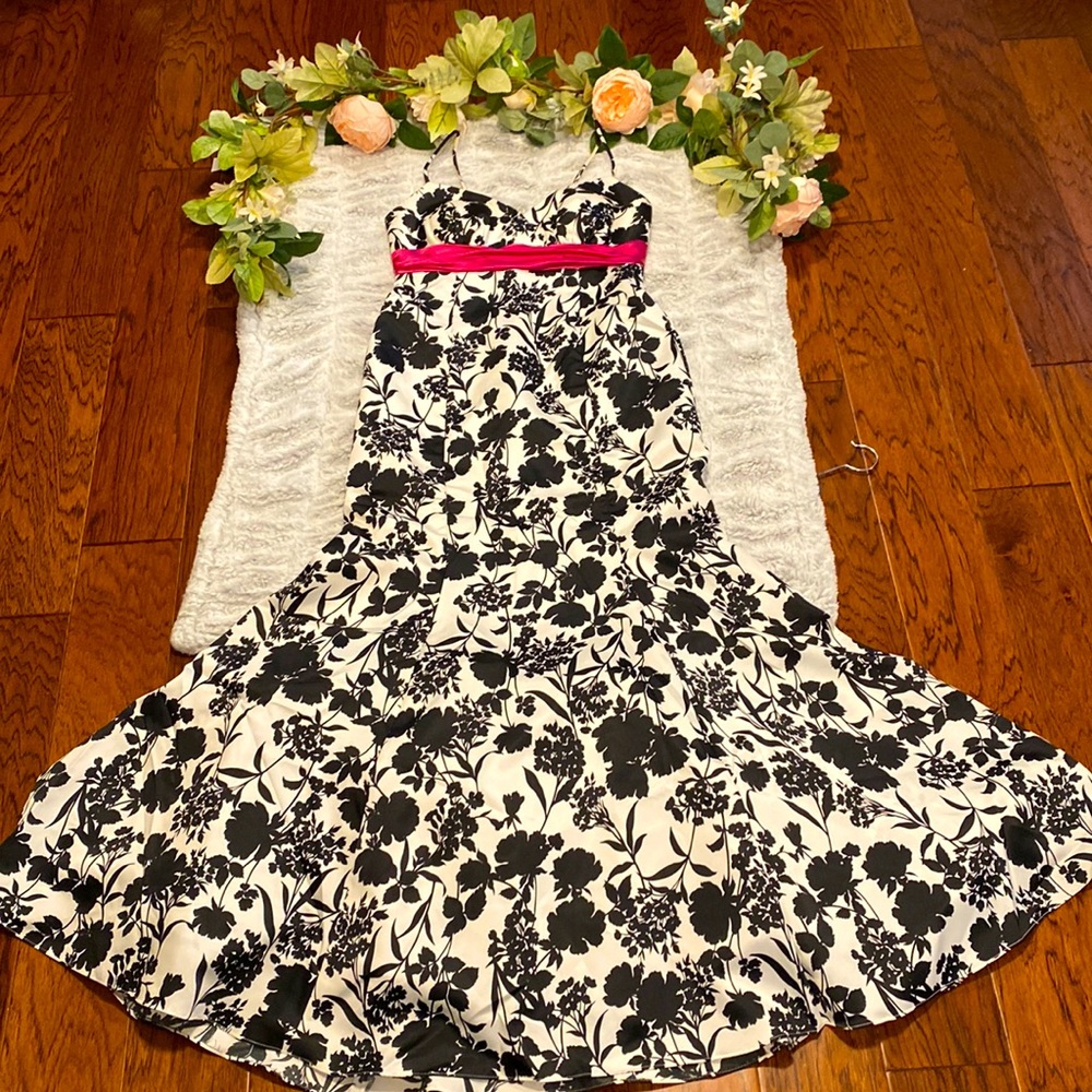 Cache Black and White Floral Spaghetti Strap Wedding Dress with Pink Sash